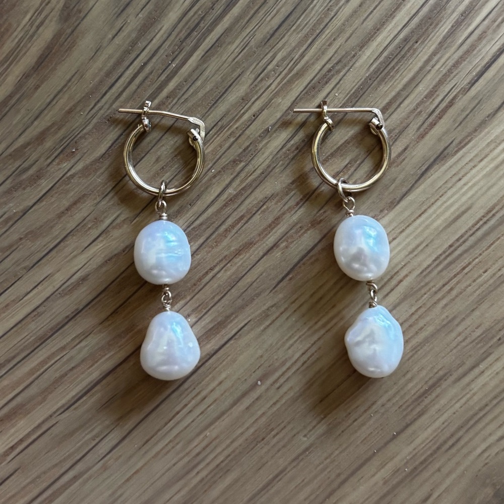 Gold Huggie Hoop Earrings with White Baroque Pearl Drops
